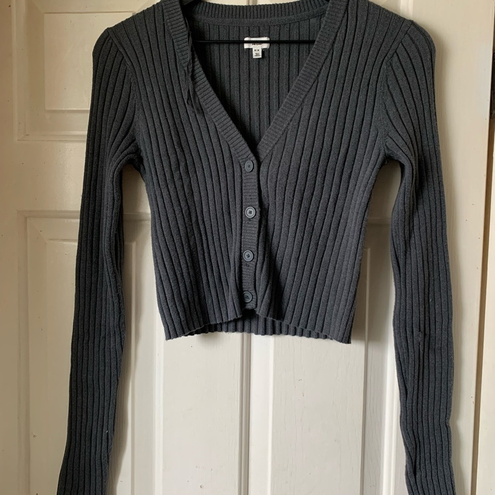 Aerie Gray V-Neck Ribbed Sweater